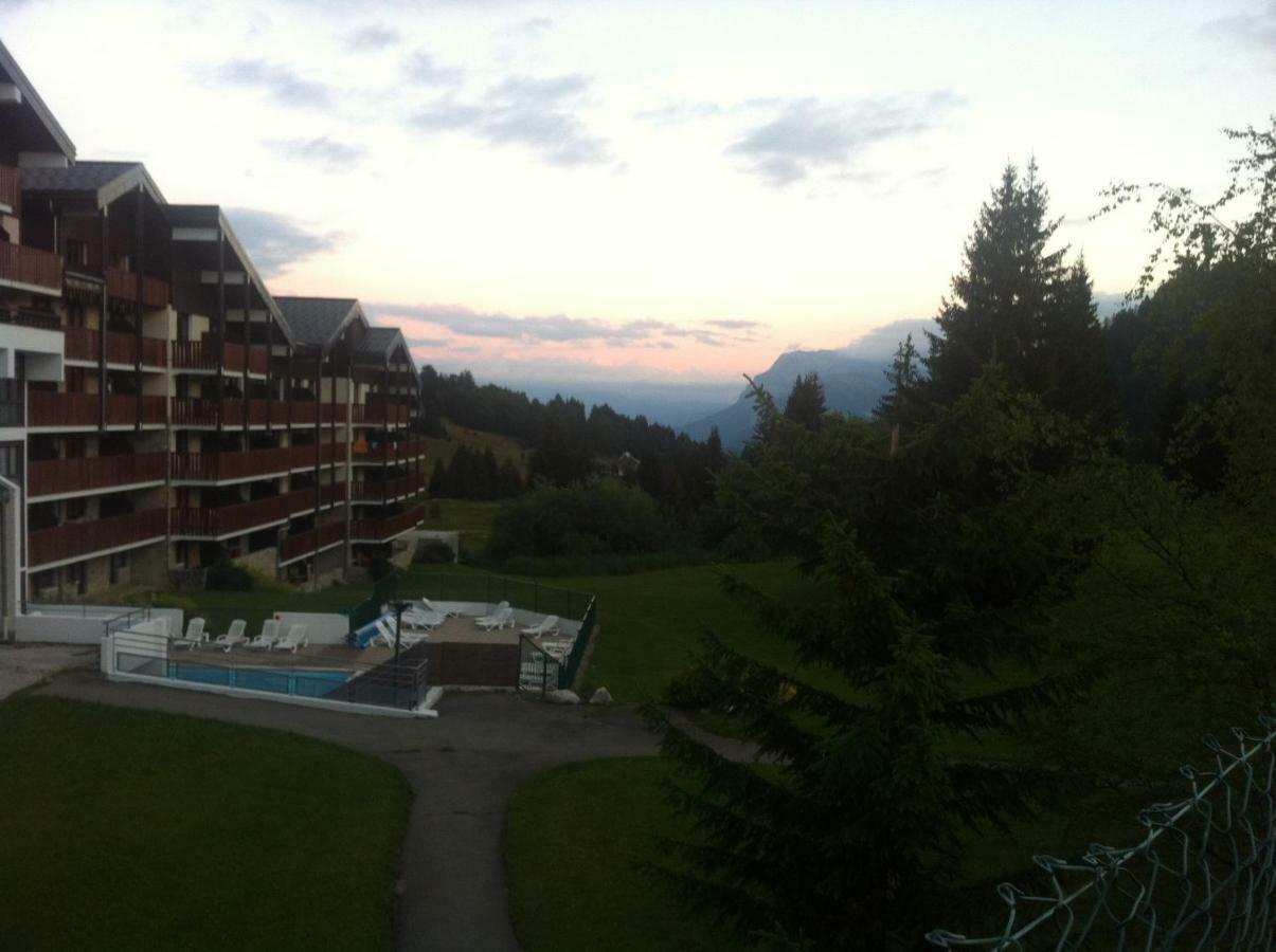 普拉茲德里斯Terrasses Du Mont Blanc公寓 外观 照片